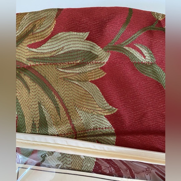 New Luxury Collection Window Valance Patterson Dark Red Floral Print 84” x 15" - Picture 3 of 9